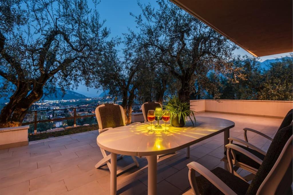 Casa Tra Gli Olivi Villa Arco Eksteriør billede