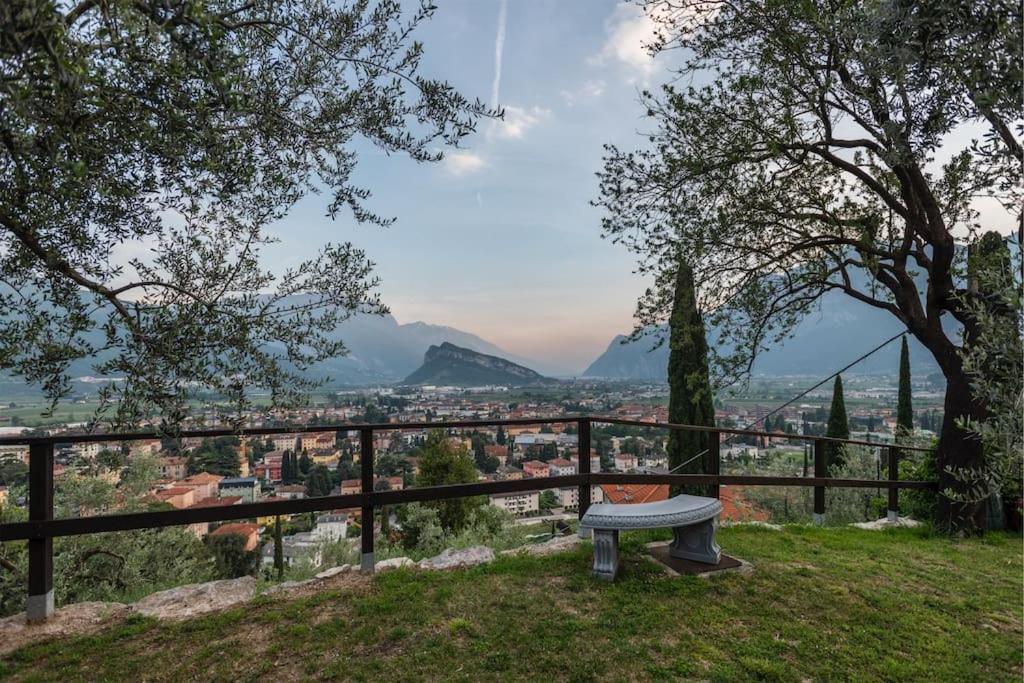 Casa Tra Gli Olivi Villa Arco Eksteriør billede